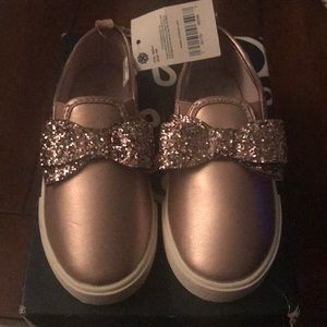 Oshkosh B’gosh Girl Toddler Canvas Glitter Shoes
